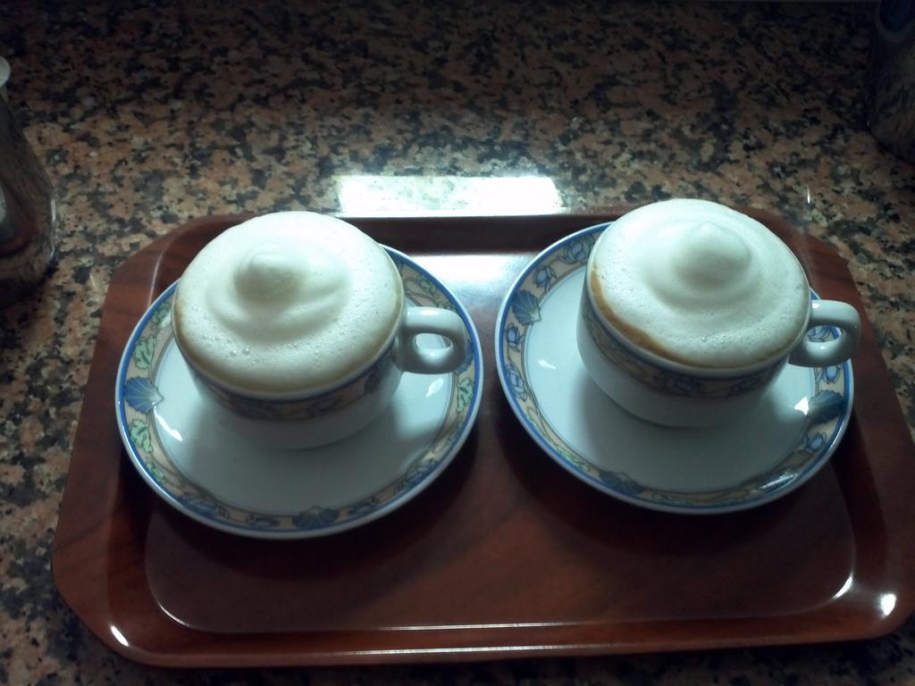 阿巴路亚酒店 奧爾比亞 外观 照片